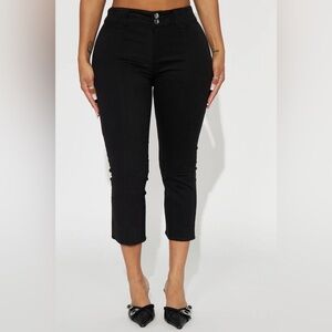 Abercrombie Black Cotton Capri Jeans